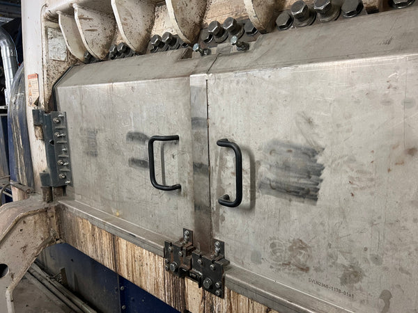 Lindner Komet 2800 HP Wartungstüren